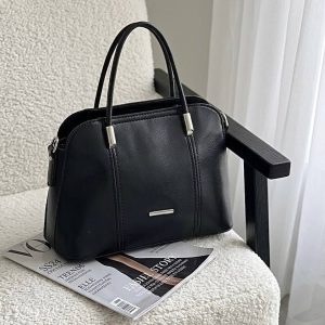 کیف دوشی زنانه مدل سهرنگ تامی