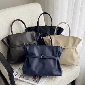 کیف دستی با دسته کوتاه
